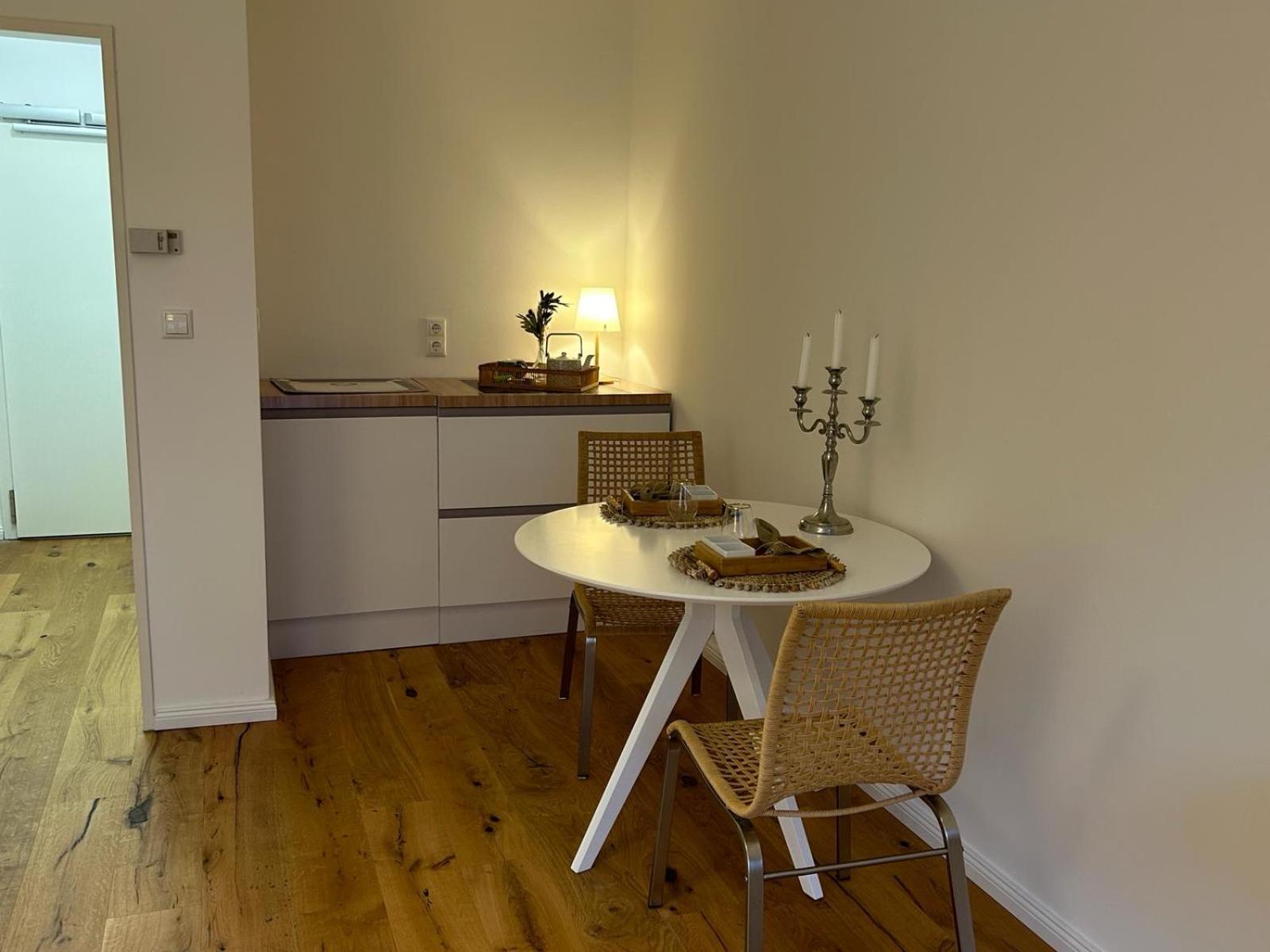 Marion Benedetti Apartment *
